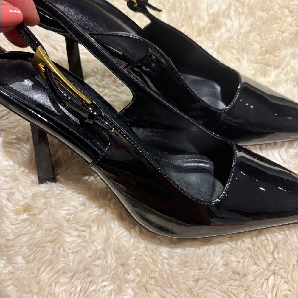 Source Unknown Glossy Black Heels